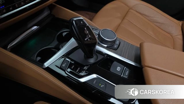 BMW 5 Series (G30) id 4746381 из Кореи 19
