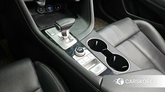 Genesis The New G70 id 3904114 из Кореи 19