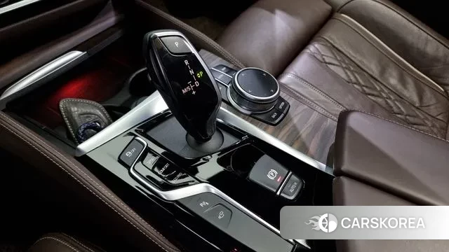 BMW 5 Series (G30) id 2902198 из Кореи 19