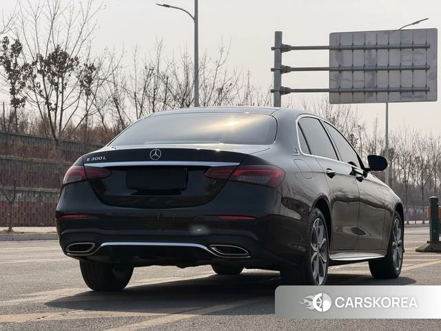 Mercedes-Benz E-class id 4258175 из Китая 9