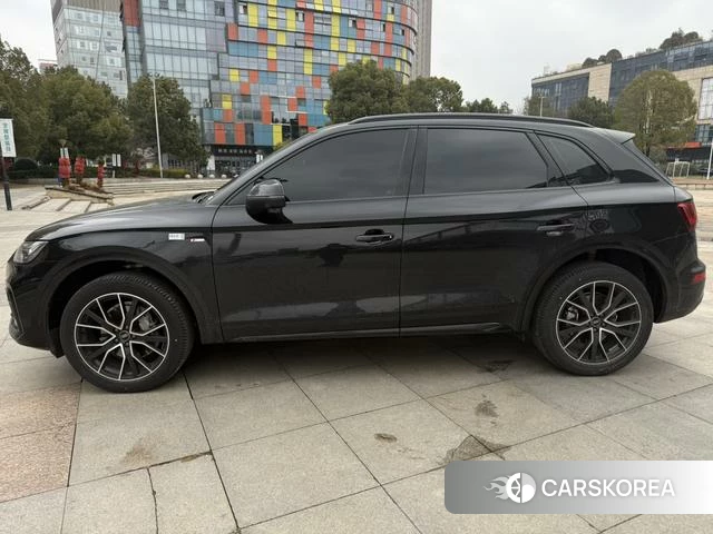 Audi Q5L id 3920617 из Китая 13