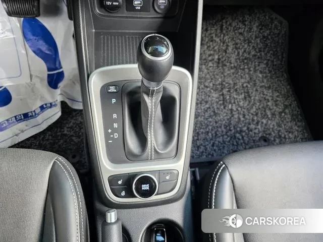 Hyundai Venue id 3517196 из Кореи 19