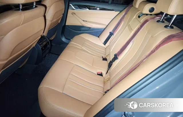 BMW 5 Series (G30) id 3428360 из Кореи 12