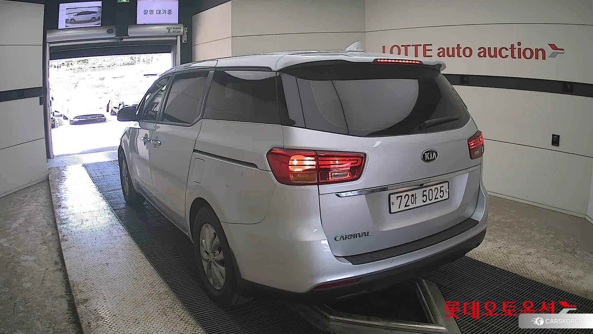 Kia Carnival id 4296870 из Кореи 37