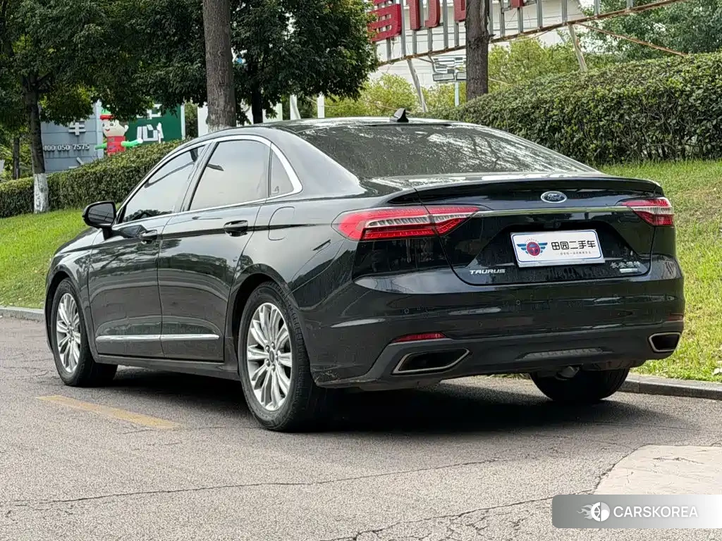 Ford Taurus id 4622757 из Китая 13