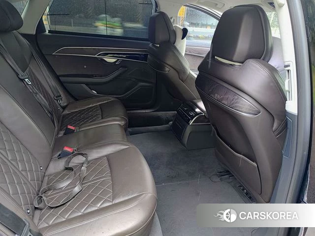 Audi A8 id 4276863 из Китая 9