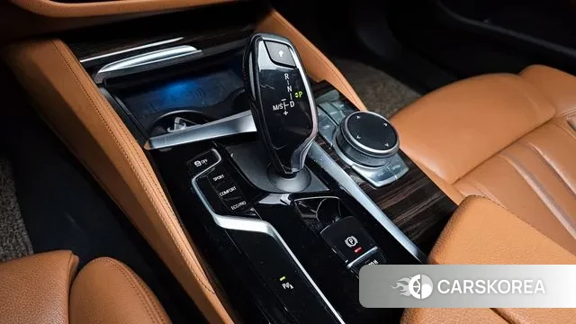 BMW 5 Series (G30) id 3753568 из Кореи 19