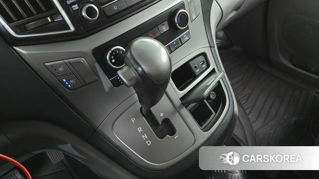 Hyundai The New Grand Starex id 4689546 из Кореи 31