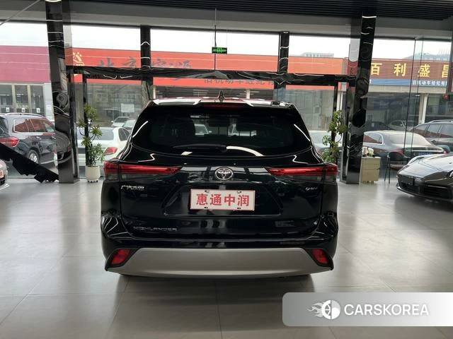 Toyota Highlander id 3945097 из Китая 16