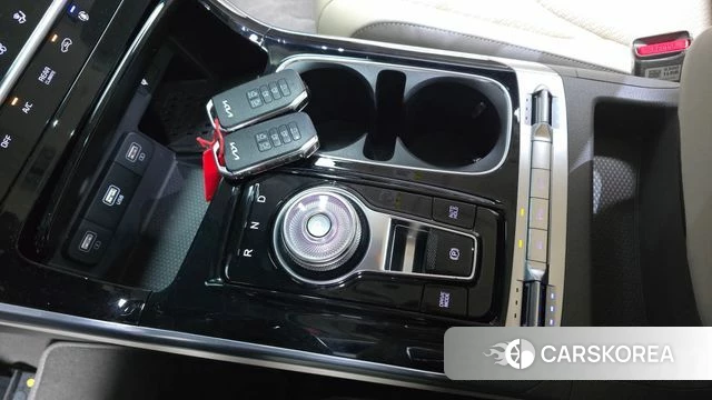 Kia Carnival 4th generation id 4422252 из Кореи 19