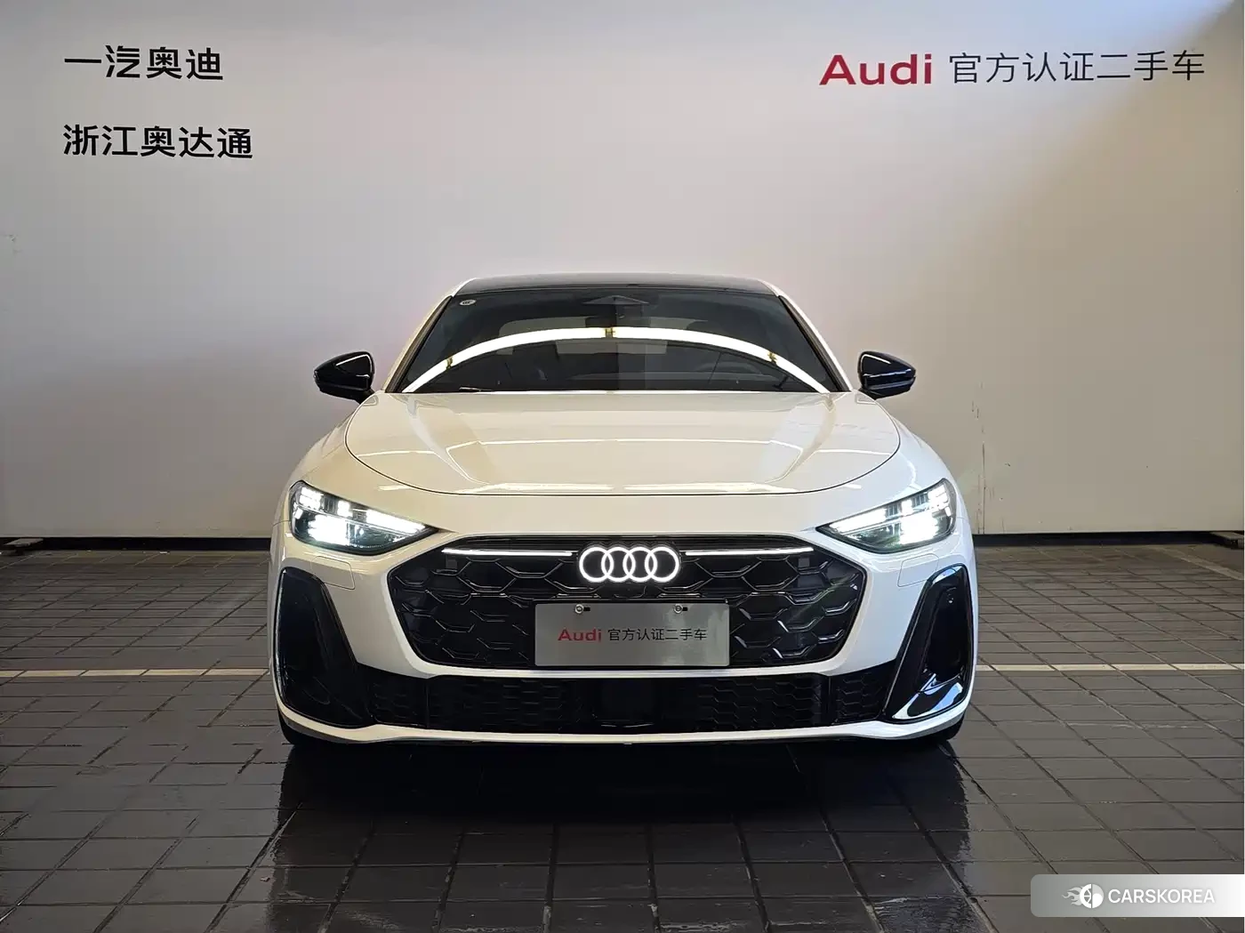 Audi A5L id 4539406 из Китая 18