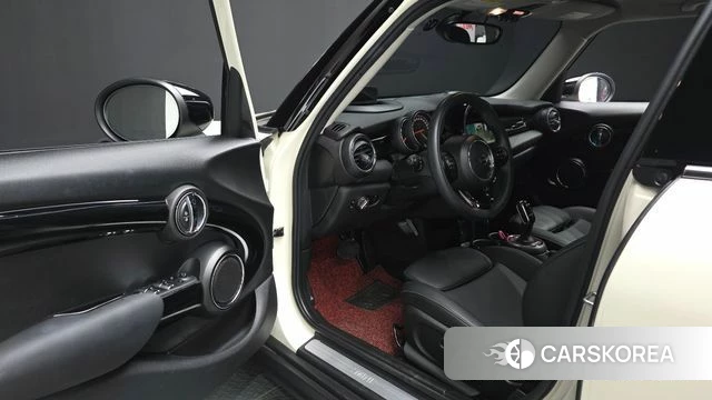 Mini Cooper id 4708363 из Кореи 29