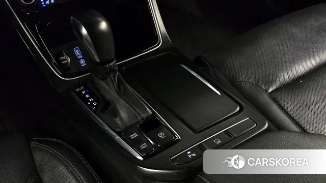 Hyundai Grandeur IG Hybrid id 3060607 из Кореи 19