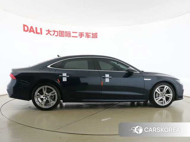 Audi A7L id 4260755 из Китая 15