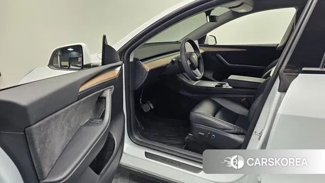 Tesla Model Y id 3322088 из Кореи 19