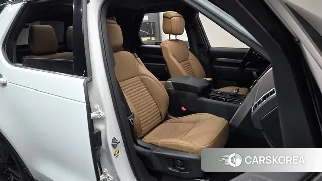 Land Rover Discovery 5 id 3544550 из Кореи 19