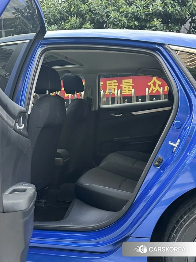Honda Civic id 4365654 из Китая 9