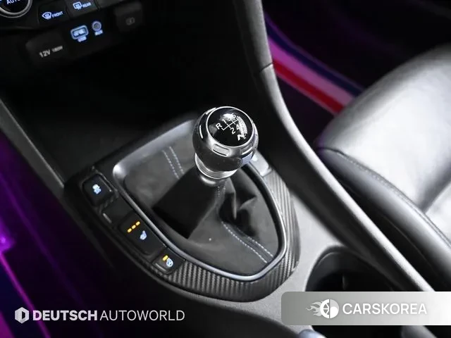 Hyundai Veloster (JS) id 3641427 из Кореи 19