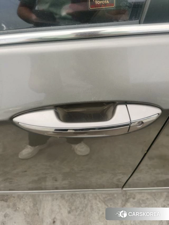 Toyota Corolla id 4242388 из Китая 26