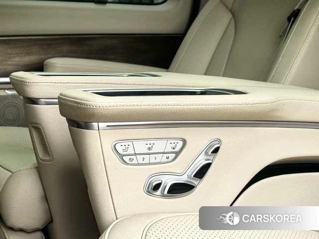 Mercedes-Benz V-class id 4219840 из Китая 18