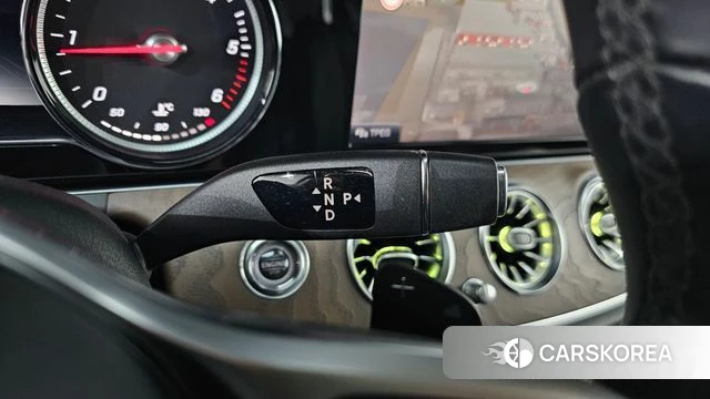 Mercedes-Benz E-Class W213 id 4609959 из Кореи 29