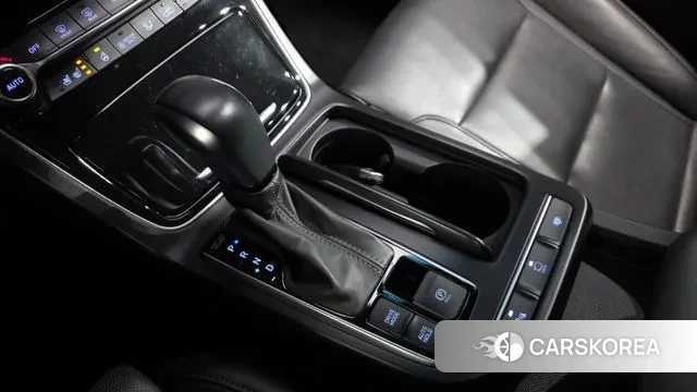 Hyundai Grandeur IG Hybrid id 3558118 из Кореи 19