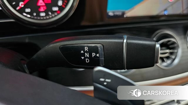 Mercedes-Benz E-Class W213 id 4390404 из Кореи 31