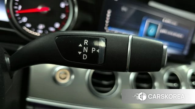 Mercedes-Benz E-Class W213 id 3808410 из Кореи 19