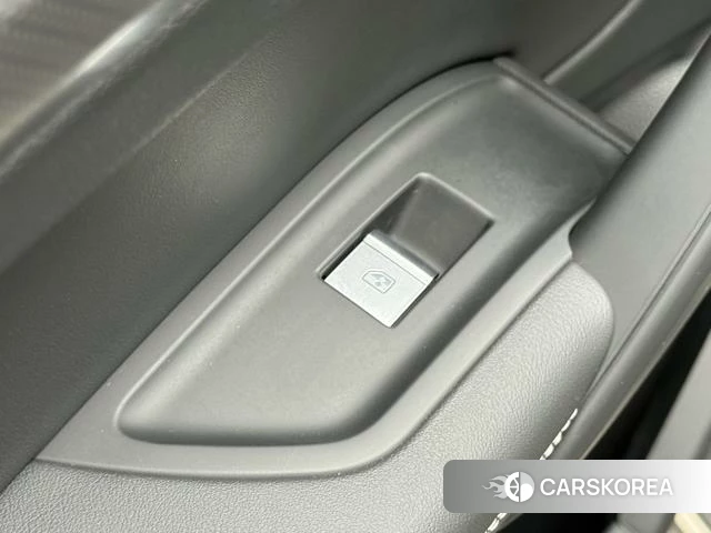 Audi Q5L id 4217450 из Китая 28