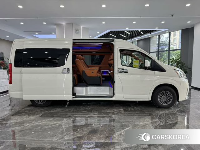 Toyota Hiace id 4239637 из Китая 13