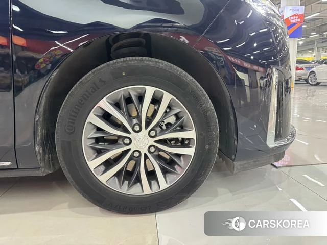 Buick GL8 id 3983293 из Китая 24