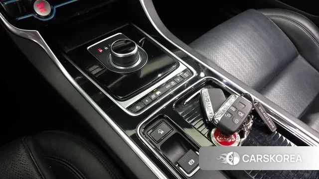 Jaguar XF (X260) id 3737197 из Кореи 19