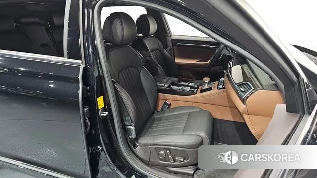 Genesis G90 id 2926612 из Кореи 19