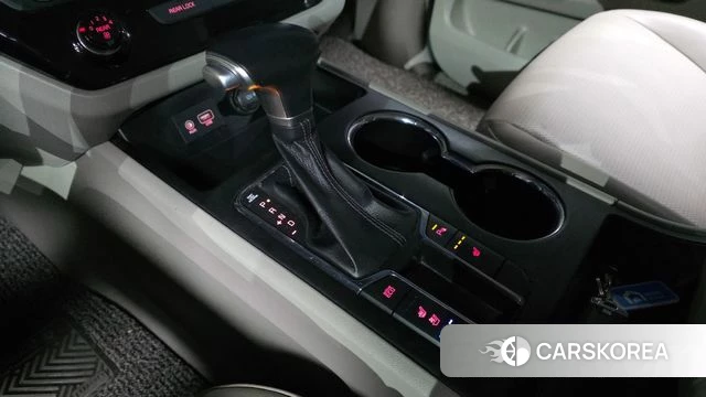 Kia The New Carnival id 4180236 из Кореи 19