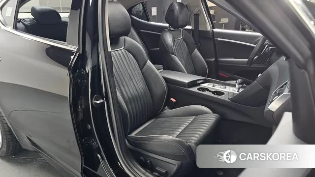 Genesis G70 id 3000179 из Кореи 19