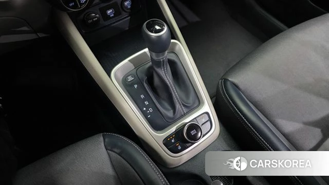 Hyundai Venue id 3905273 из Кореи 19