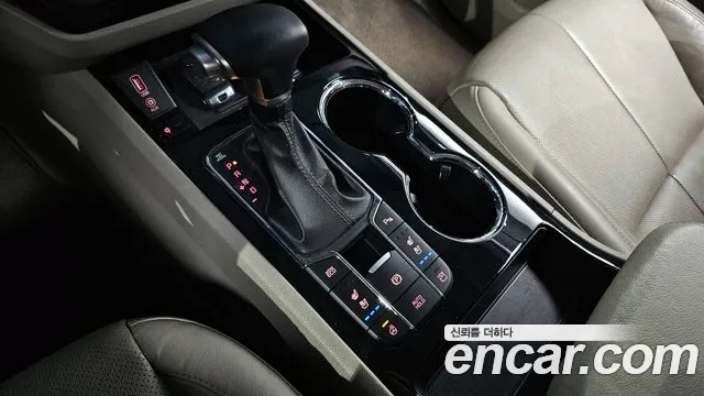 Kia The New Carnival id 2487449 из Кореи 19