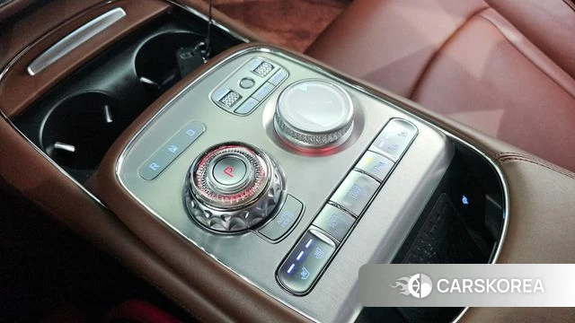 Genesis G90 (RS4) id 3883793 из Кореи 19