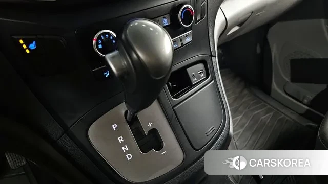 Hyundai The New Grand Starex id 3433431 из Кореи 19