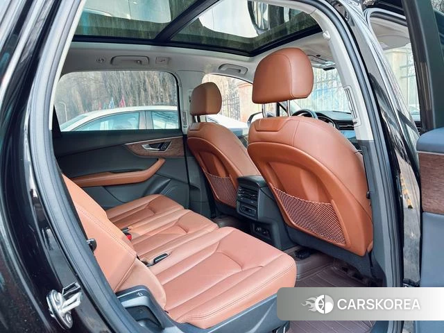 Audi Q7 id 4263345 из Китая 21