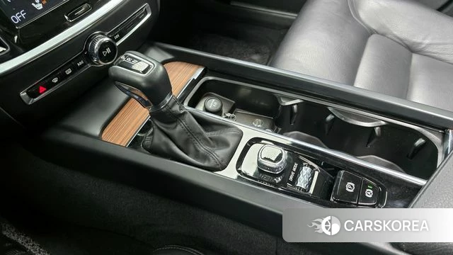 Volvo V60 Cross-Country 2nd Generation id 3844360 из Кореи 19