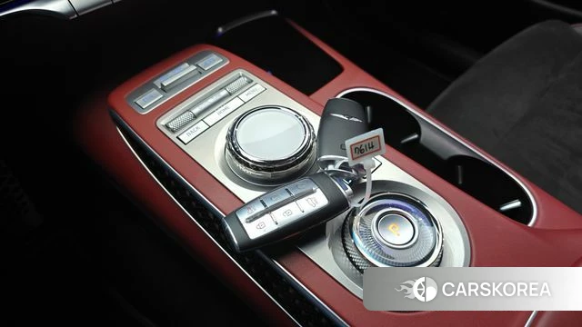 Genesis GV70 id 4308896 из Кореи 19