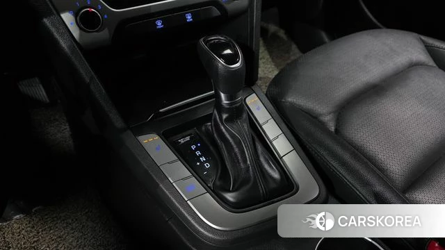 Hyundai Avante AD id 3911939 из Кореи 19