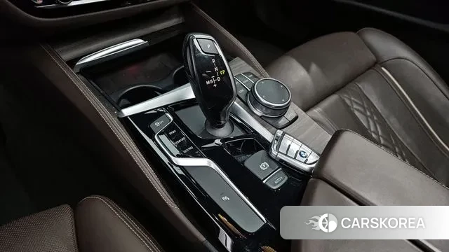 BMW 5 Series (G30) id 3313505 из Кореи 19