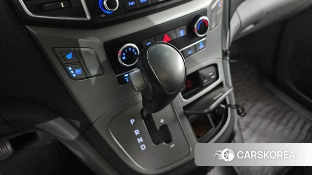 Hyundai The New Grand Starex id 4363388 из Кореи 29