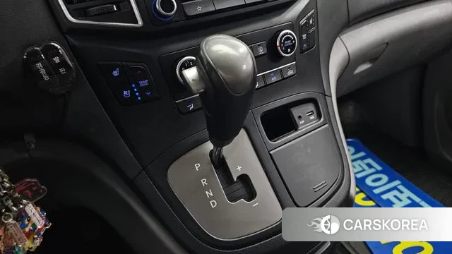 Hyundai The New Grand Starex id 3203792 из Кореи 19