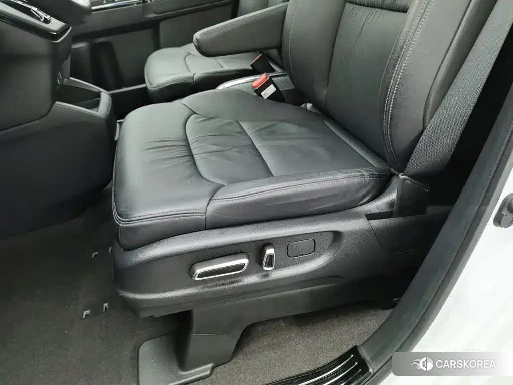 Honda Elysion id 4681184 из Китая 23