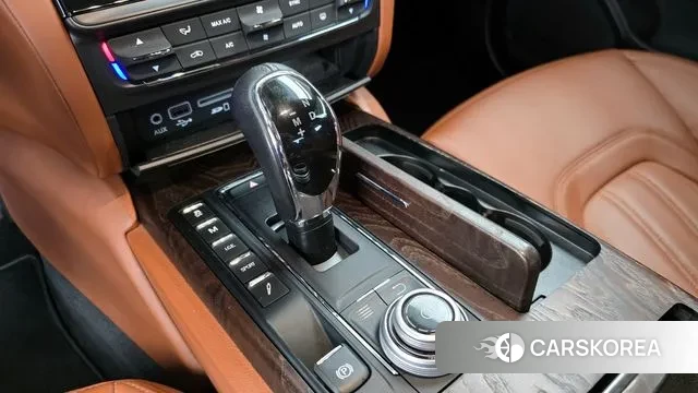 Maserati Quattroporte id 3226708 из Кореи 19