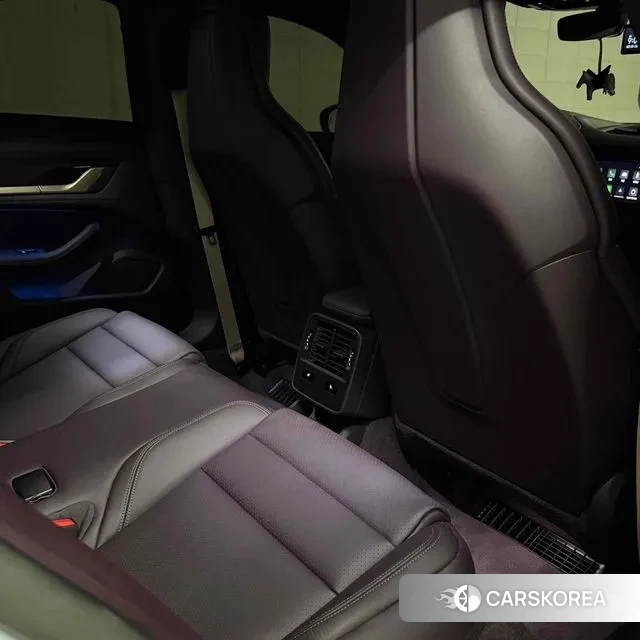 Porsche Taycan id 2914988 из Кореи 13