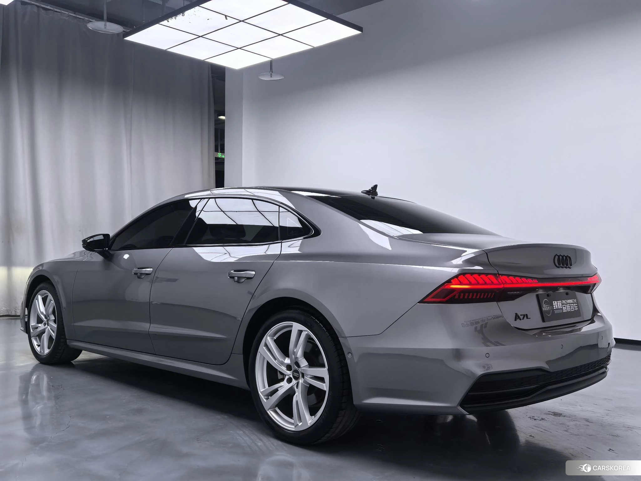 Audi A7L id 4461326 из Китая 17